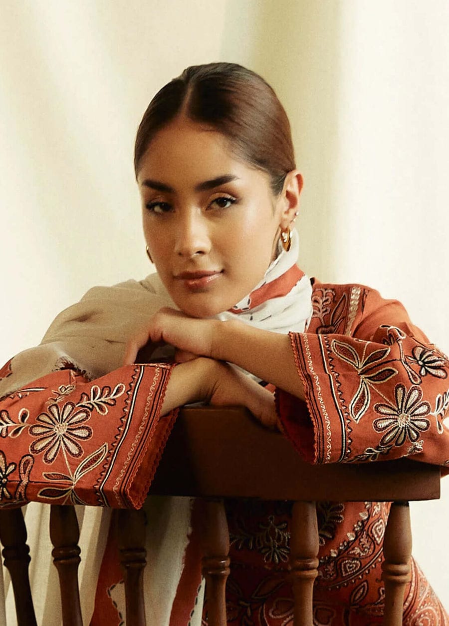 RR-ZS2555(B) Unstitched Embroidered Lawn 3pc Suit With Cotton Lawn Printed Dupatta