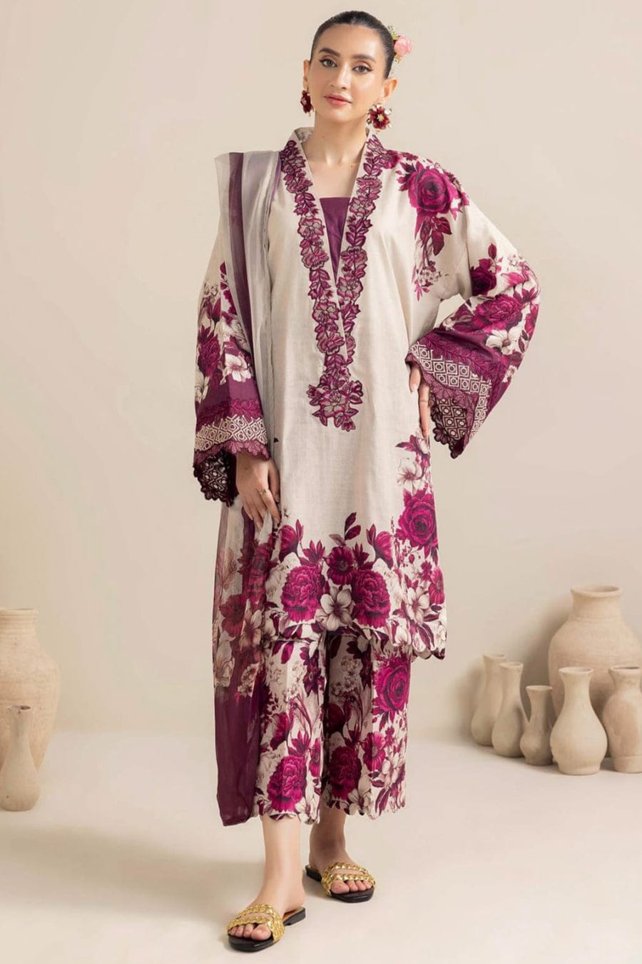 RR-AD476 Unstitched Digital Printed Lawn Suit 3pc With Digital Printed Lawn Dupatta
