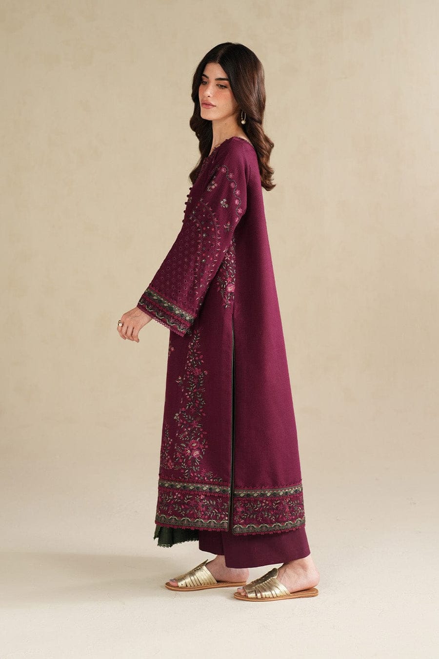 RR-IZ2705 Unstitched Fully Embroidered Lawn Suit With Embroidered Lawn Dupatta