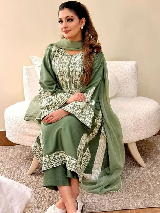 RR-MR2740 Unstitched Embroidered Lawn Suit 3pc With Bamber Chiffon Embroidered Dupatta