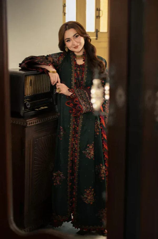 RR-AR 3550 Unstitched Lawn Embroidered 3Pc With Crinkle Embroidered Dupatta