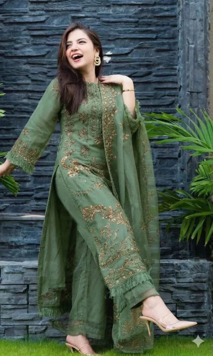 RR-1100 Sage Green Un-Stitched Lawn Embroidered 3pc With Organza Embroidered Dupatta