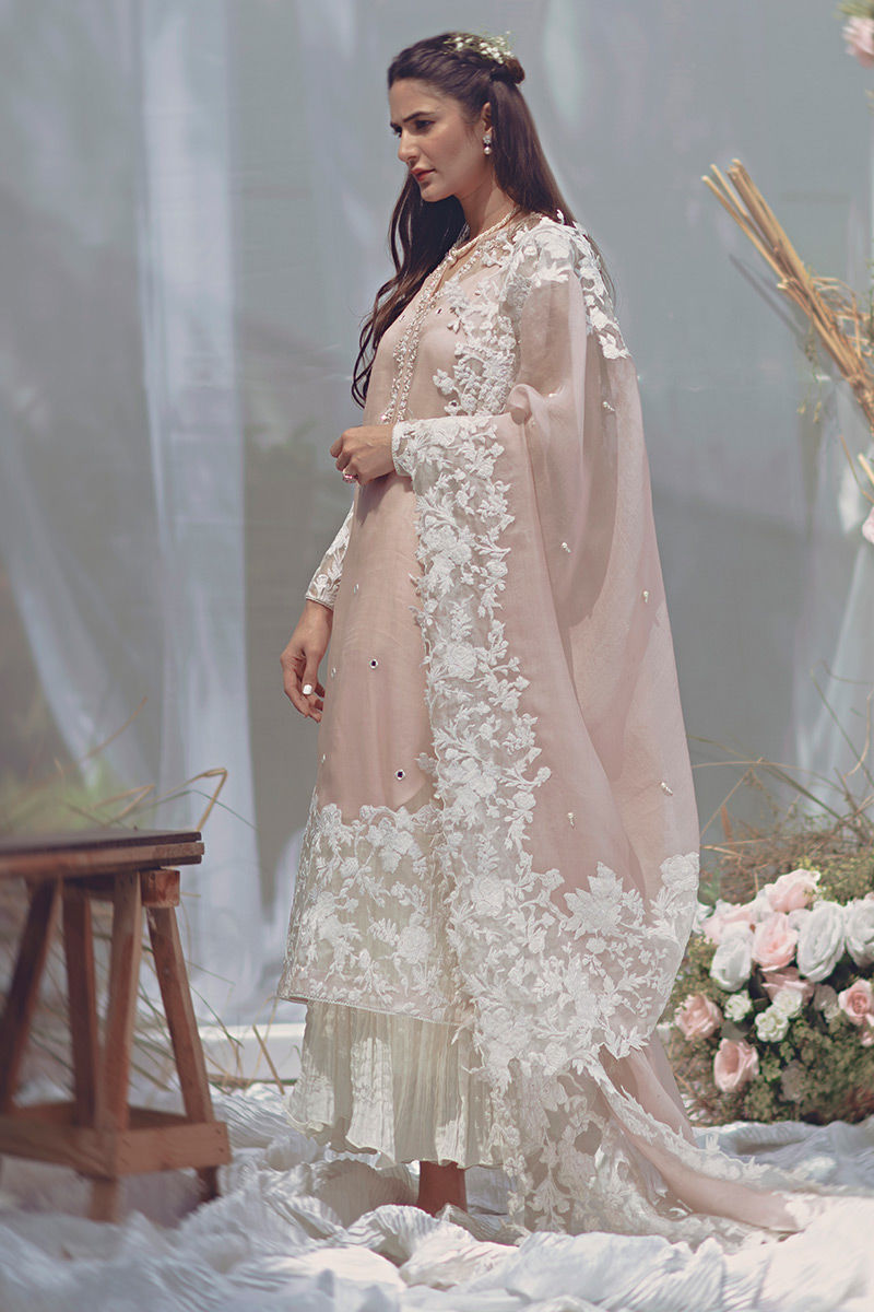 RR-90 Unstitched Lawn Embroided 3pc With Organza Embroidered Dupatta