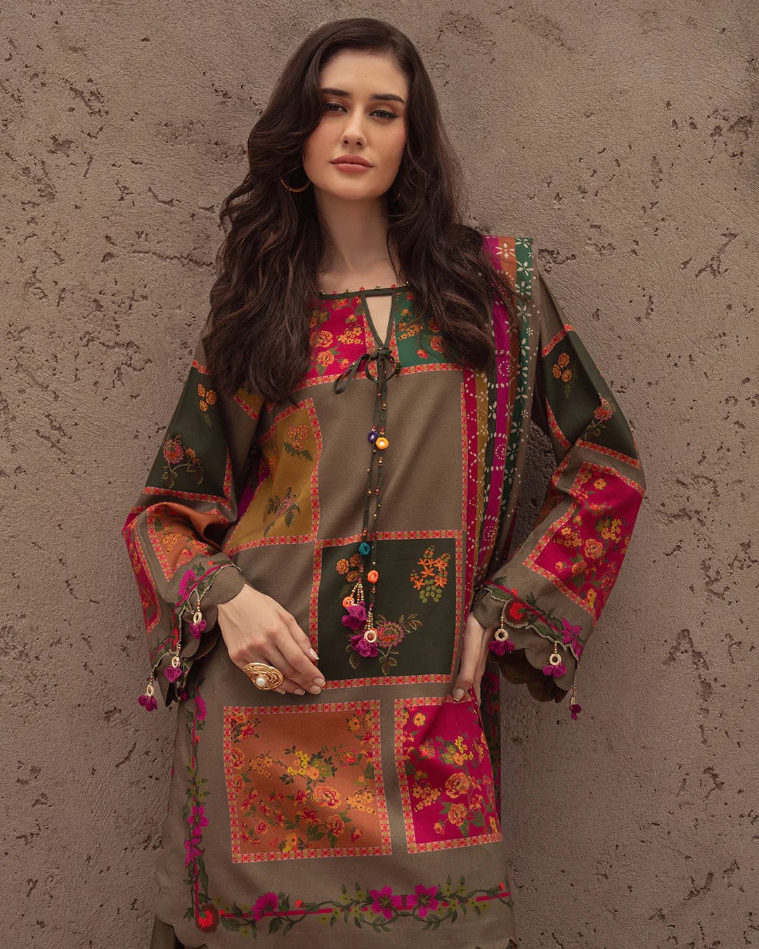 RR-2200 Unstitched Digital Lawn 3pc With Digital Lawn Dupatta